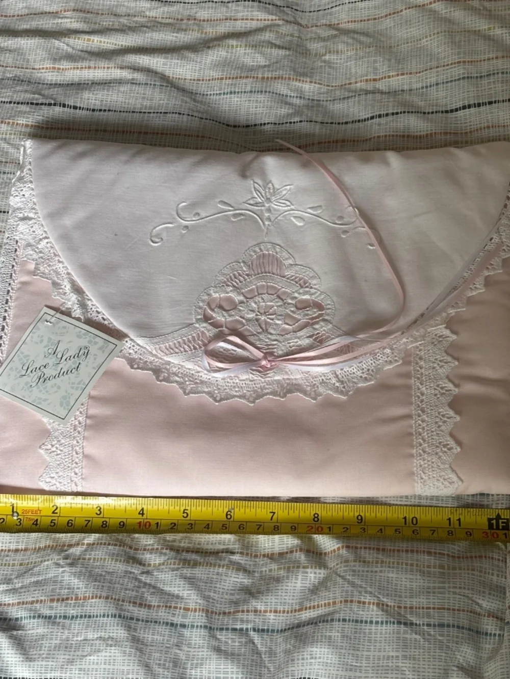 Vintage Quilted Pink Cotton Lingerie Travel Bag Lace Embroidered Bridal Storage